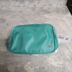 Lululemon Belt Bag 