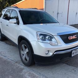 2011 GMC Acadia