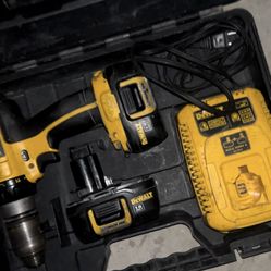 Dewalt Drill/hammer Drill 