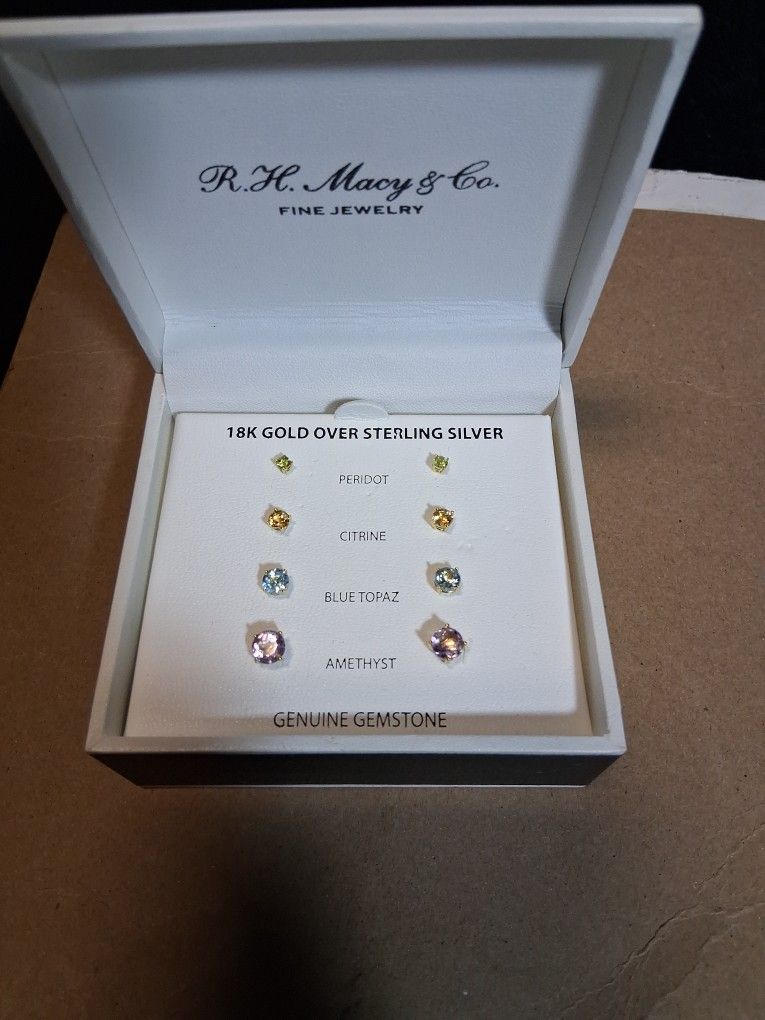 R.H. Macy & Co. 4pr Earrings