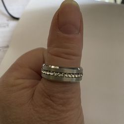 Men's wedding band/Ring Size 11 New