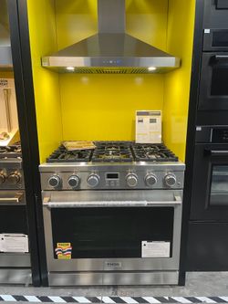 Thor 36” Gas Range & 36” Hood