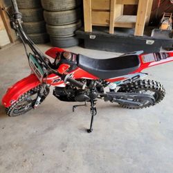 110cc Dirt Bike 