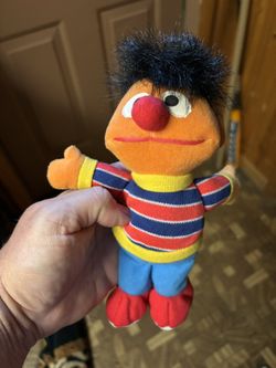 Sesame Street Plush Ernie Figure
