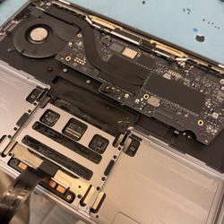 Apple Laptop MacBook Repair Kit