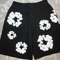 *BRAND NEW* Denim Tears “BLACK” Shorts - Ready To Ship🚚💨 (Size M)