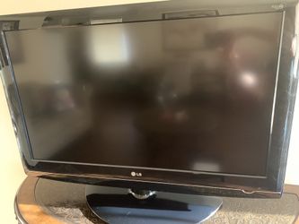 LG TV 37 inches