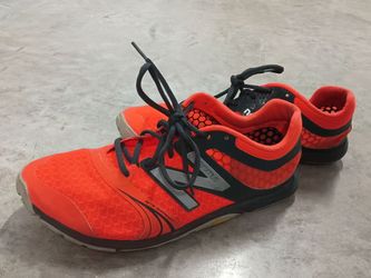 Nike Size 9.5 -Mens