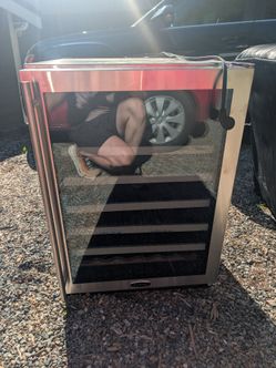 Marvel wine fridge