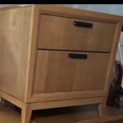 7 Drawer Dresser , Mirror And Side Table 