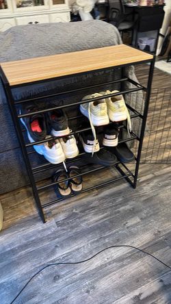 Shoes rack