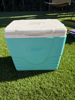 Coleman Hard Cooler Teal and White