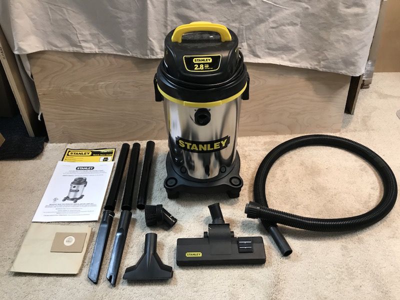 Stanley 2.8 hp 4 gal. Shop Vac