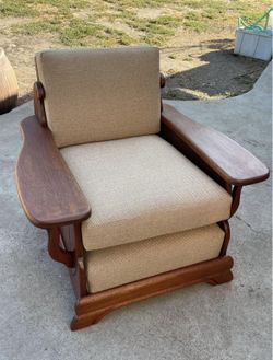Mid century Modern Chair