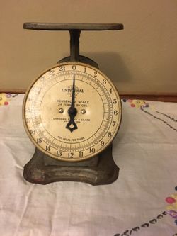 Antique Kitchen Scale Universal Household Early 1900s. Landers, Frary and Clark
