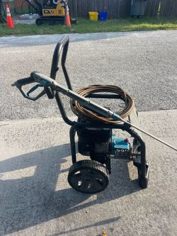 Subaru pressure washer pressure cleaner 3000 psi /2.6 Gpm works good