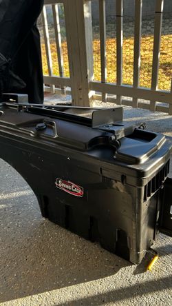 SWING CASE