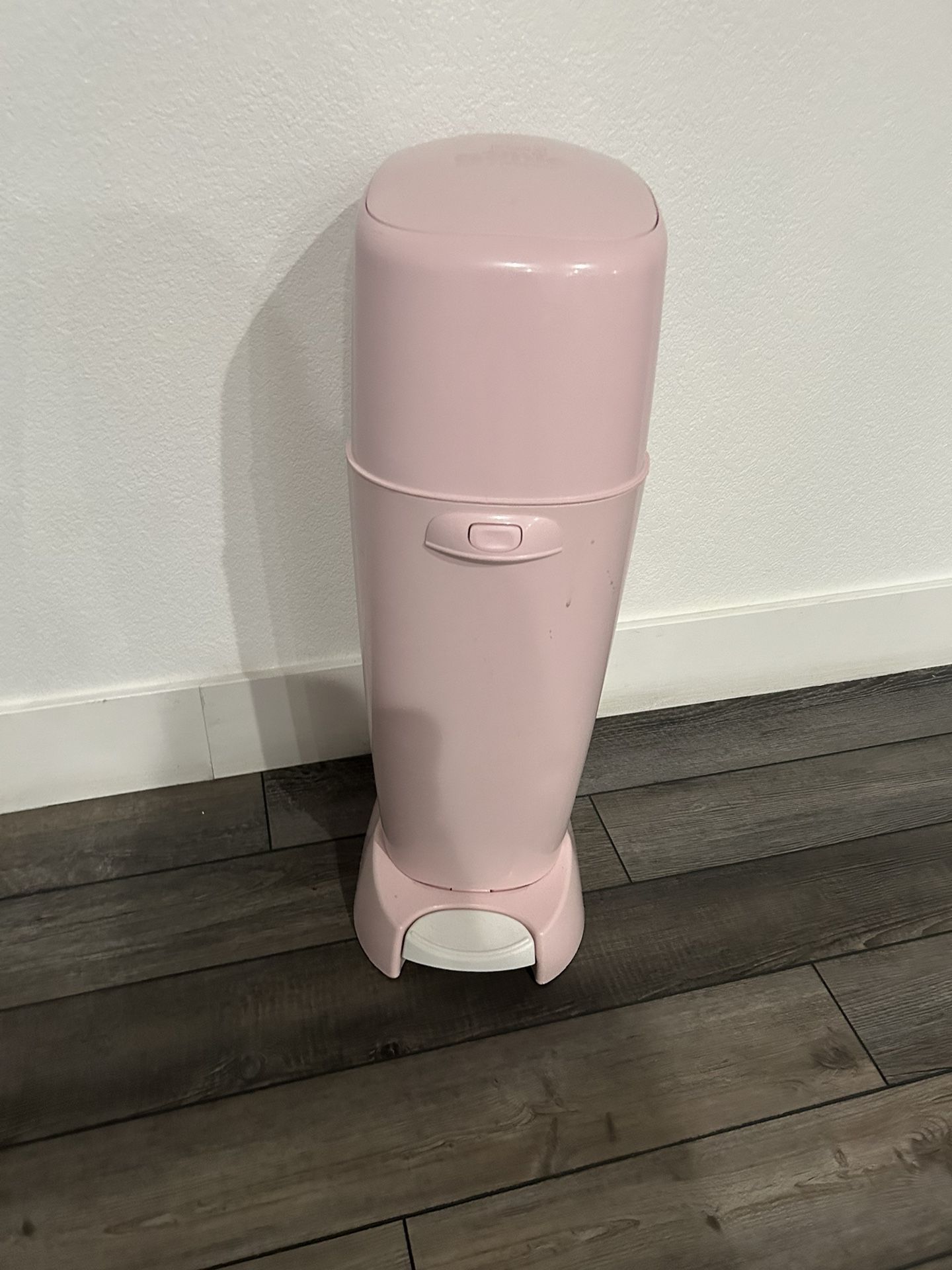 Diapers Genie Pink Color