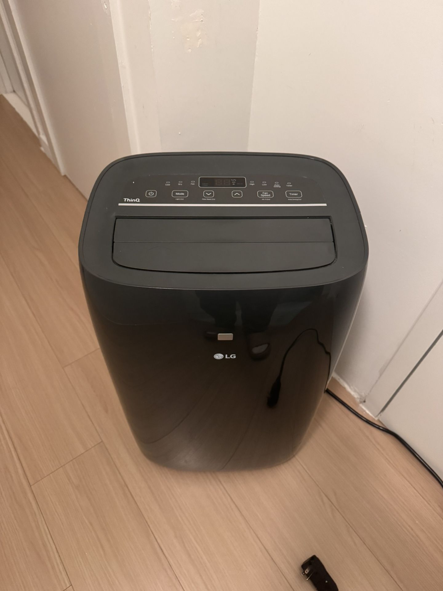 LG Portable AC WiFi 