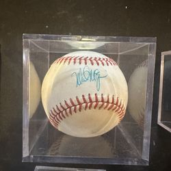 Autograph Baseballs