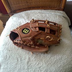 Wilson " THE A 2000 " - XXL  Pro Back Power Snap  13 inch  Softball or Baseball Glove. In Very Nice Condition 