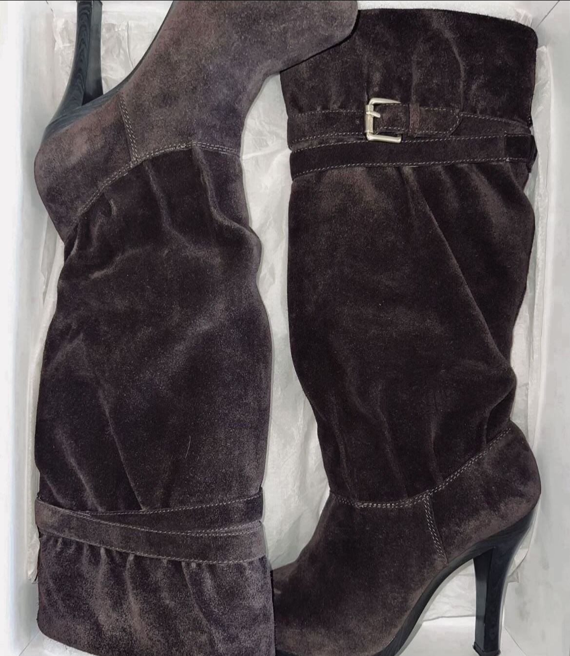 Micheal Kors Boots