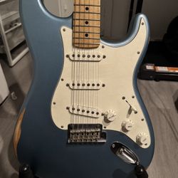 Fender Stratocaster
