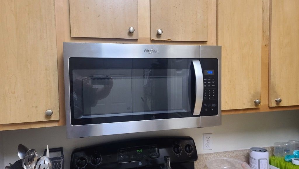 Whirlpool Microwave