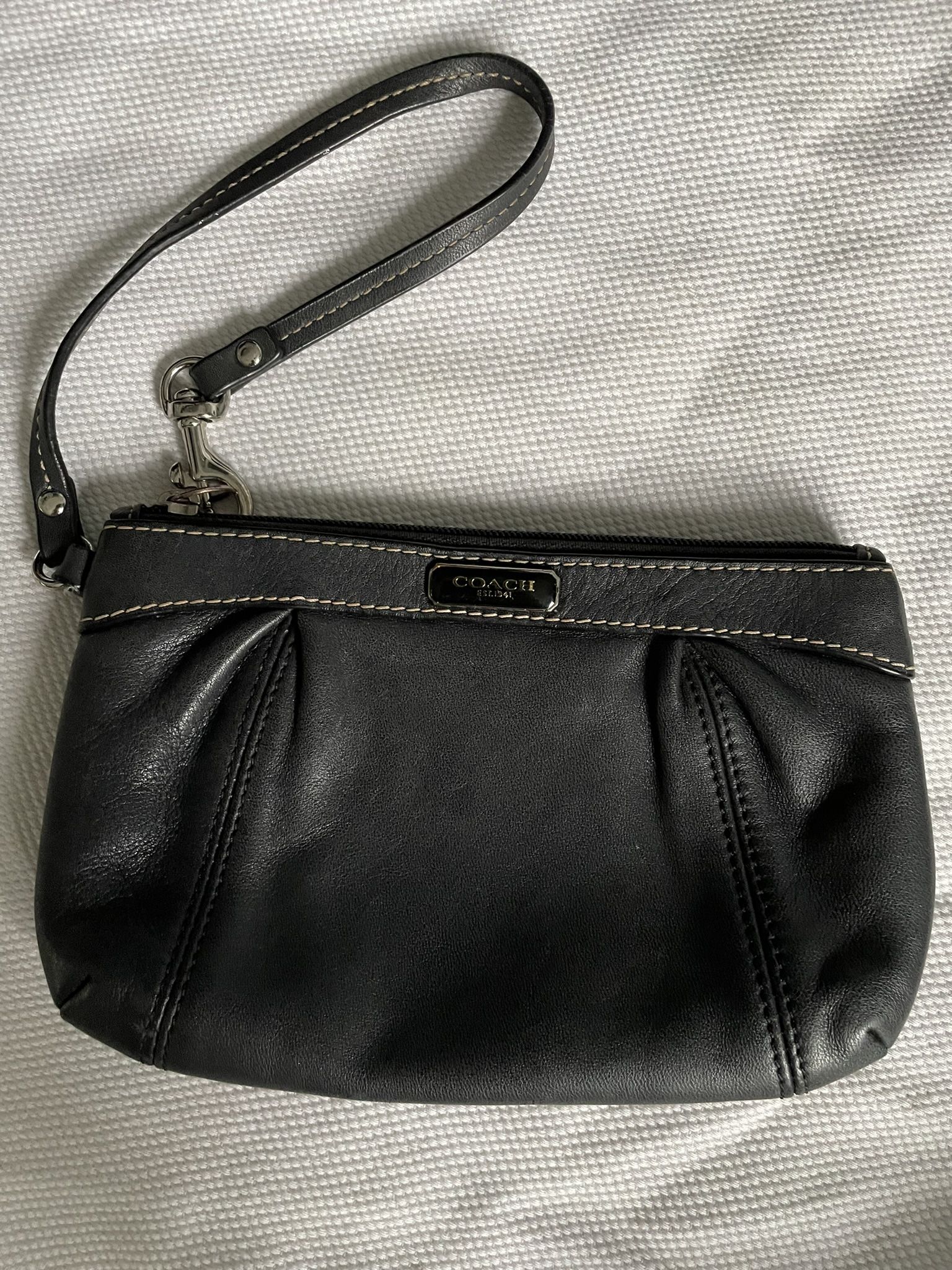 Authentic Coach Wristlet Black Leather Bag Handbag Purse