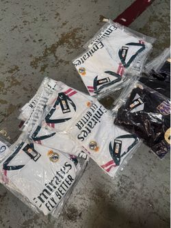 Soccer Team Uniforms/Uniformes De fútbol