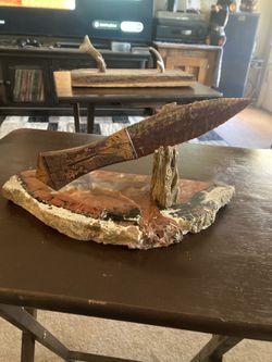 Decorative stone dagger