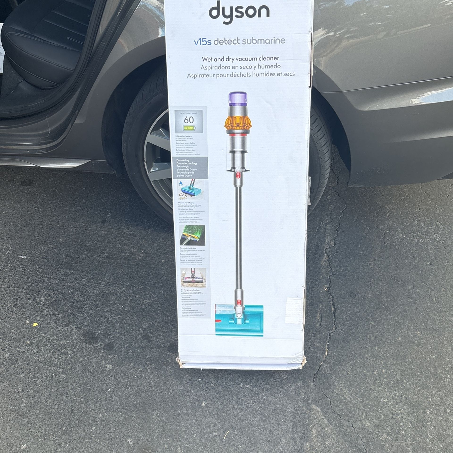 Dyson V15s Brand New 