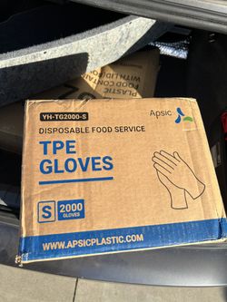 2000 SMALL DISPOSABLE GLOVES