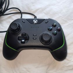 Razer Wolverine V2 Wired Gaming Controller for Xbox & PC – Excellent Condition – $65 OBO
