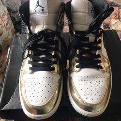 Jordan 1 Mid Metallic Gold Black White, Jordan Legacy 312 'Black Cement'