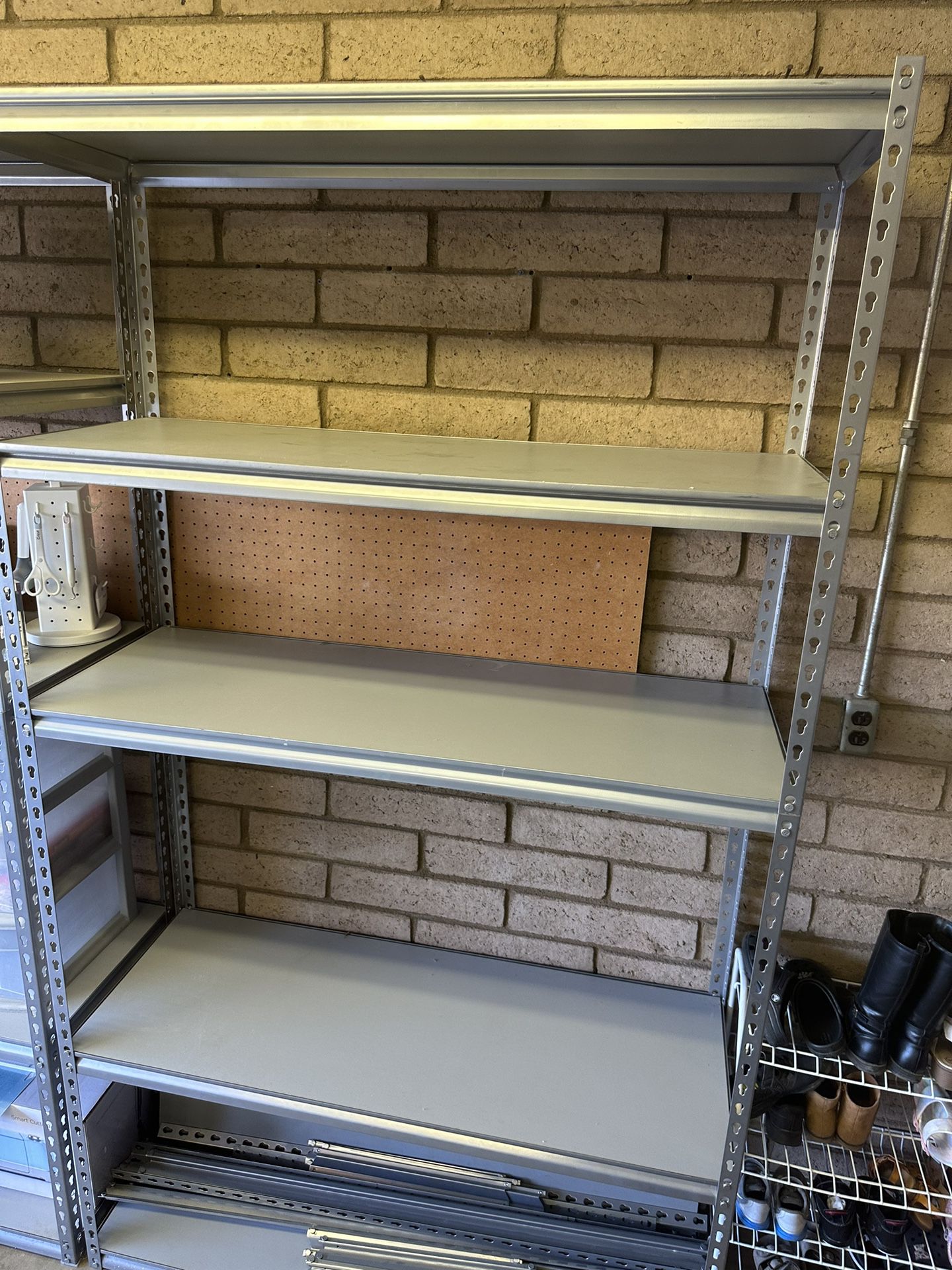 Rubbermaid Storage Shelves for Sale in Queen Creek, AZ - OfferUp