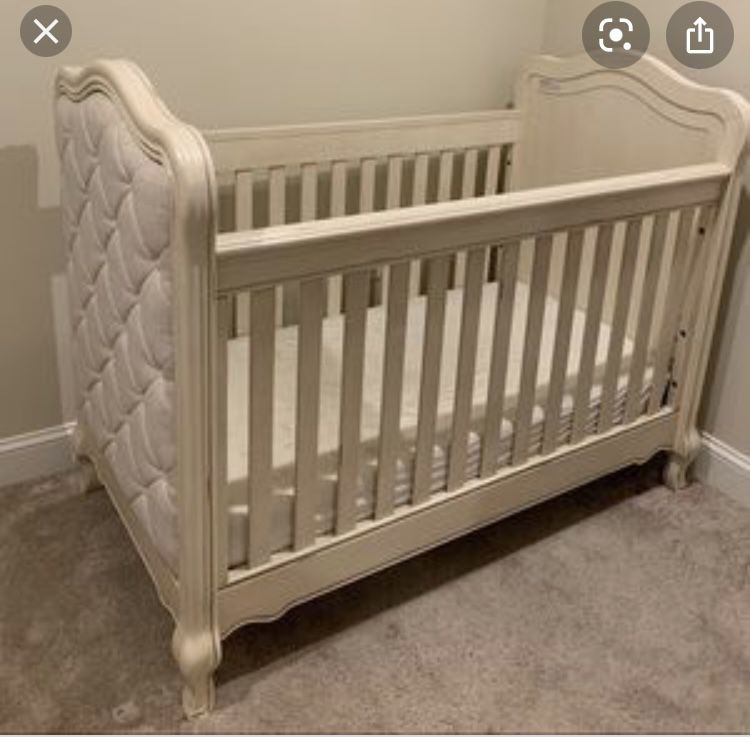 Bertini Tinsley Crib and Mattress for Sale in Las Vegas NV OfferUp