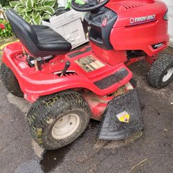 Troybuilt 42 in Deck