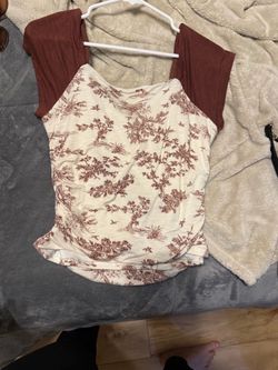 Medium buckle shirt