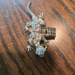 Vintage Stretchable Lizard Stud Design Ring