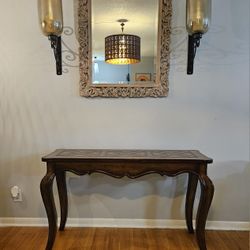 Sofa/Accent Table 