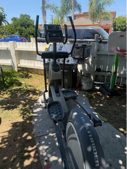 Healthrider Elliptical machine