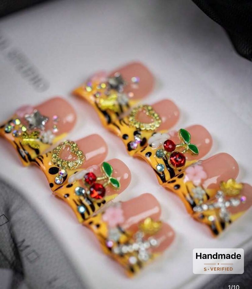 High Quality Handmade Duck Shape Nails