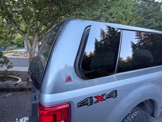 LEER Truck Camper Shell Topper