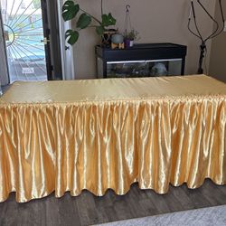 6ft Tablecloth For Sale 