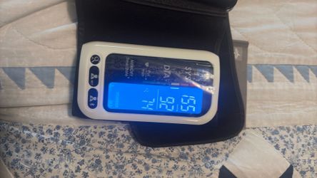 Blood pressure monitor