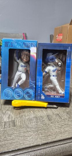 Dodgers Max Muncy bobbleheads 2 new