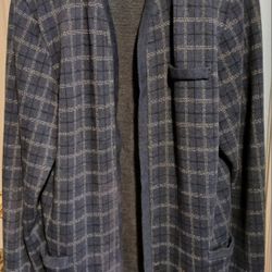 WOMEN'S WEEKENDERS BRAND BLUE/BLACK/WHITE PLAID SWEATER/JACKET, SIZE LARGE 