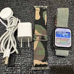 Apple Watch Series 4 (GPS, 44mm) - Space Gray Aluminum Case with Black Sport Loop