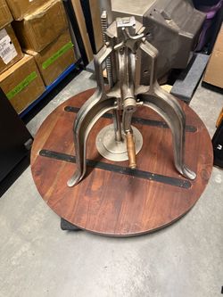 Industrial Style Crank Round Dinner Table
